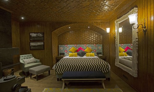 hotel-highlands-park-gulmarg4